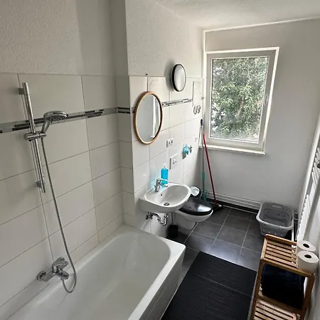Apartmán Monteurzimmer Und Halle, Zentral, Modern