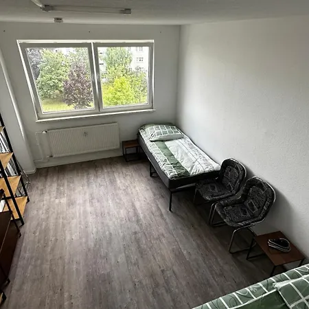 Apartmán Monteurzimmer Und Halle, Zentral, Modern
